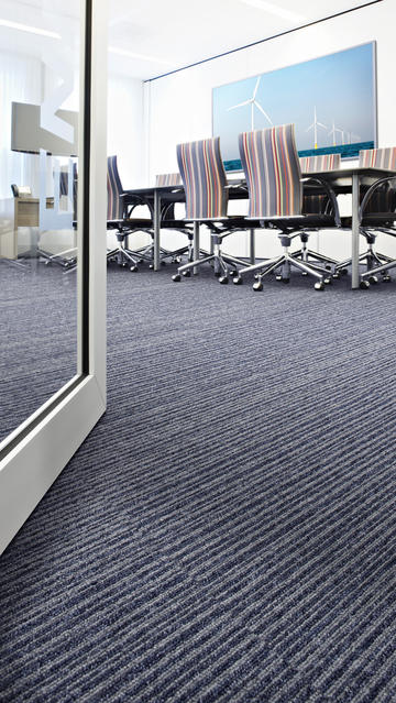 DESSO Essence Stripe carpet tiles: Mix and match your way